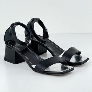 Hugo Boss black leather sandals EU 38.5